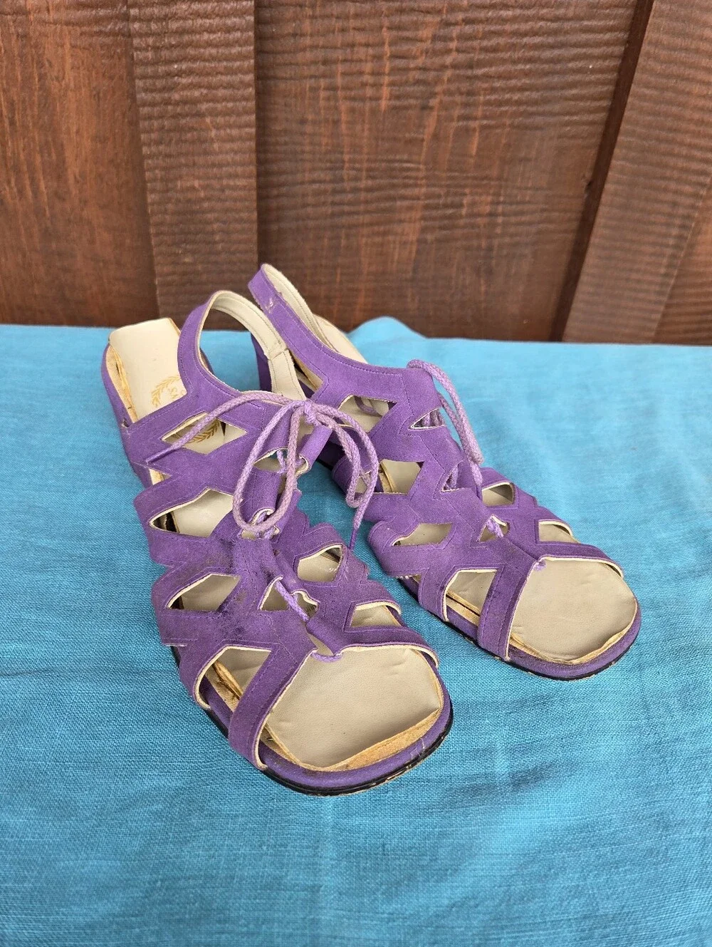 1970s Purple Lace Up Wedges Shoes Brown's Boot Shop